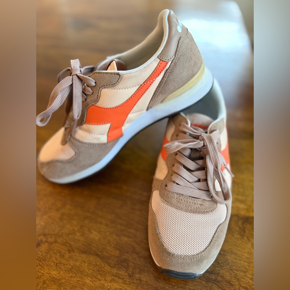 Diadora Camaro Woman’s Trainer / Sneaker - Sz 7